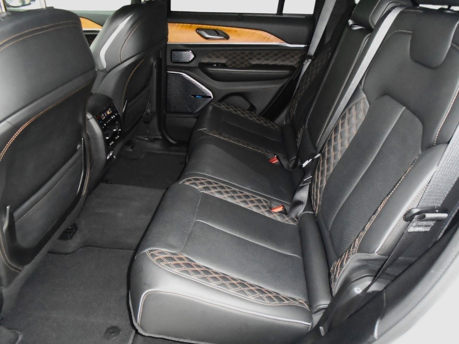 2022 Jeep Grand Cherokee Summit Reserve - Photo 13