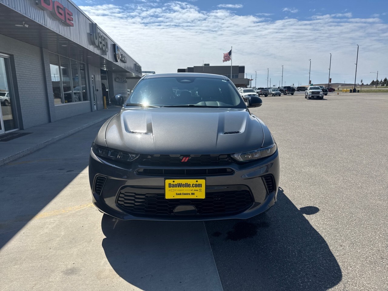 2024 Dodge Hornet R/T photo 2