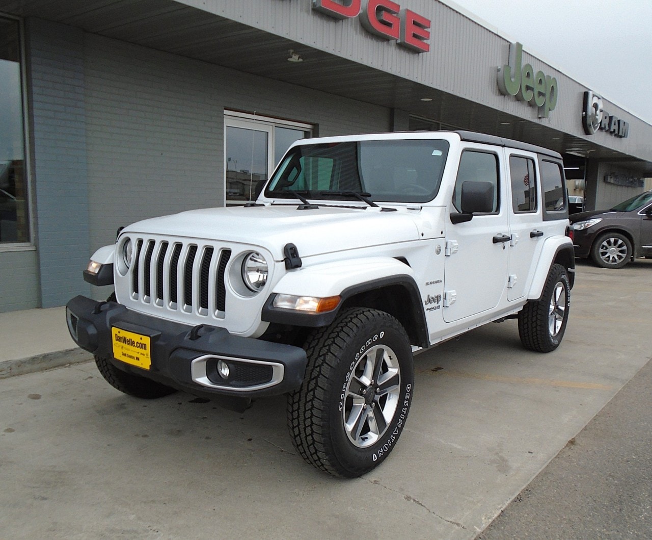 Used 2018 Jeep All-New Wrangler Unlimited Sahara with VIN 1C4HJXEN0JW328756 for sale in Sauk Centre, Minnesota