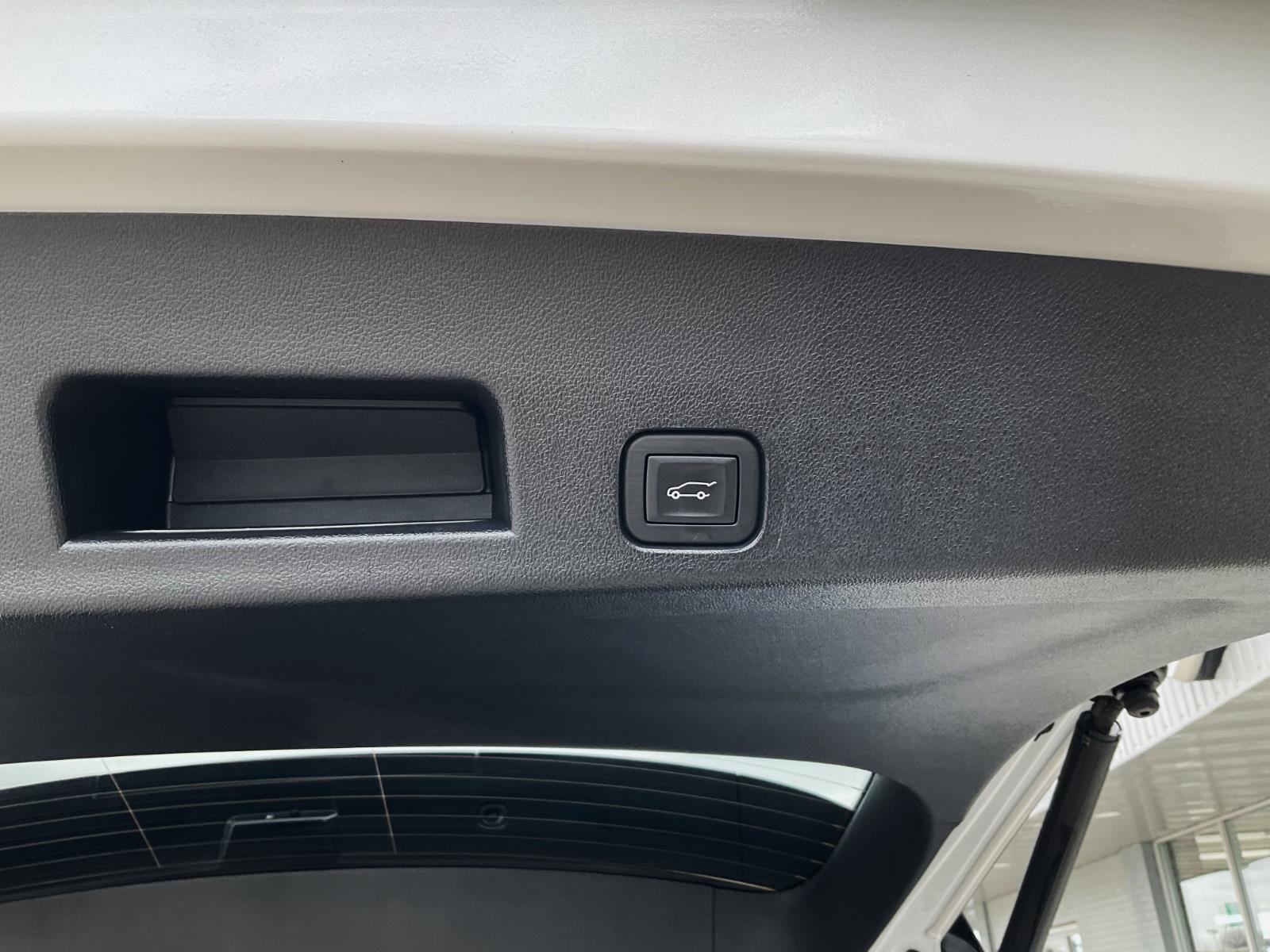 2025 Chevrolet Traverse RS - Photo 8