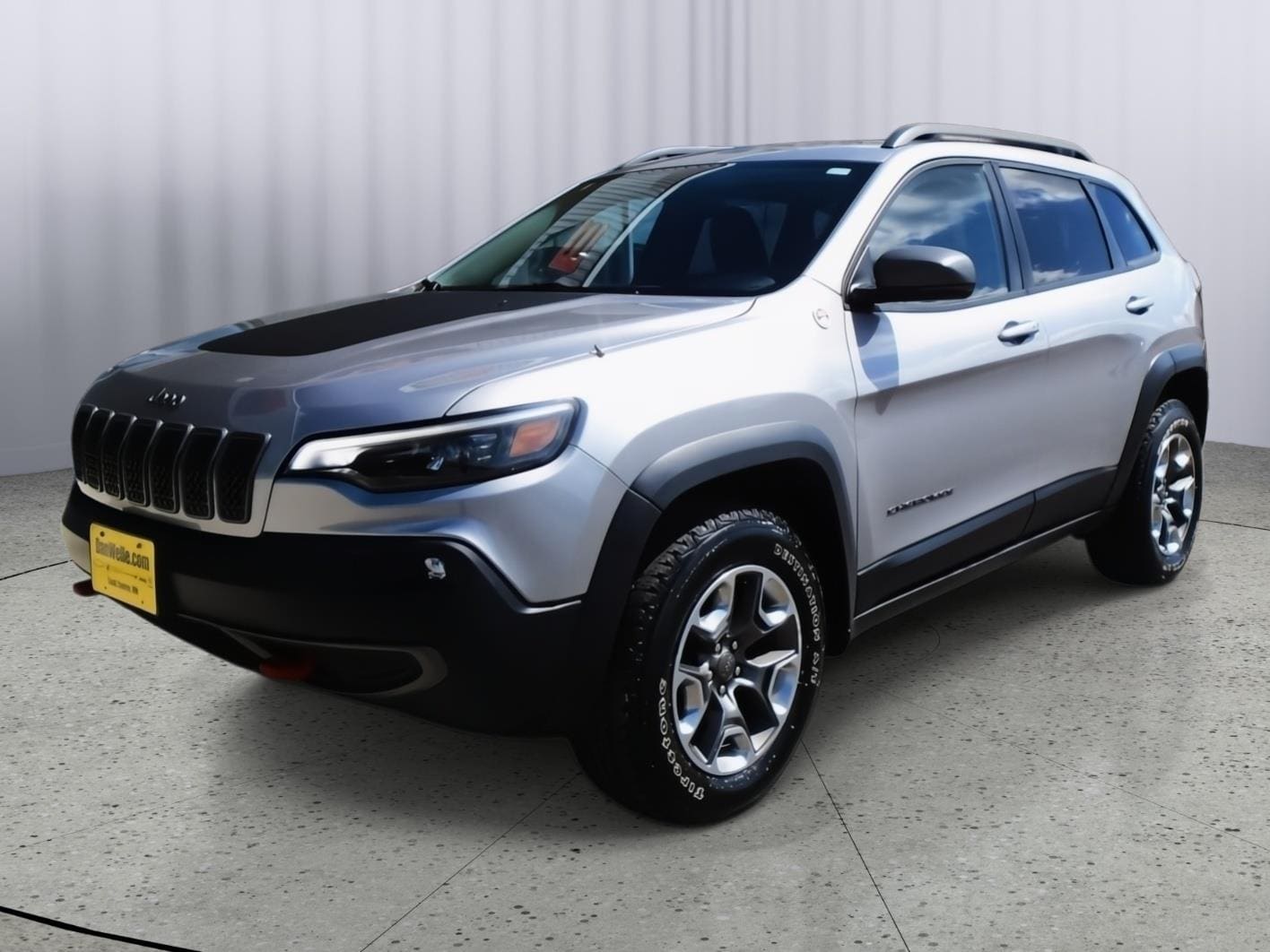 Used 2019 Jeep Cherokee Trailhawk with VIN 1C4PJMBX5KD399545 for sale in Sauk Centre, MN