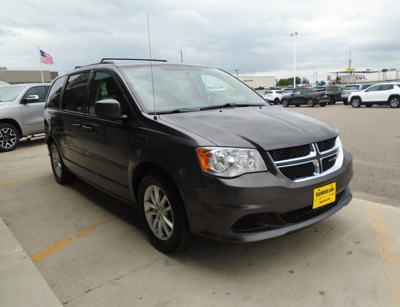 2015 Dodge Grand Caravan SXT photo 4