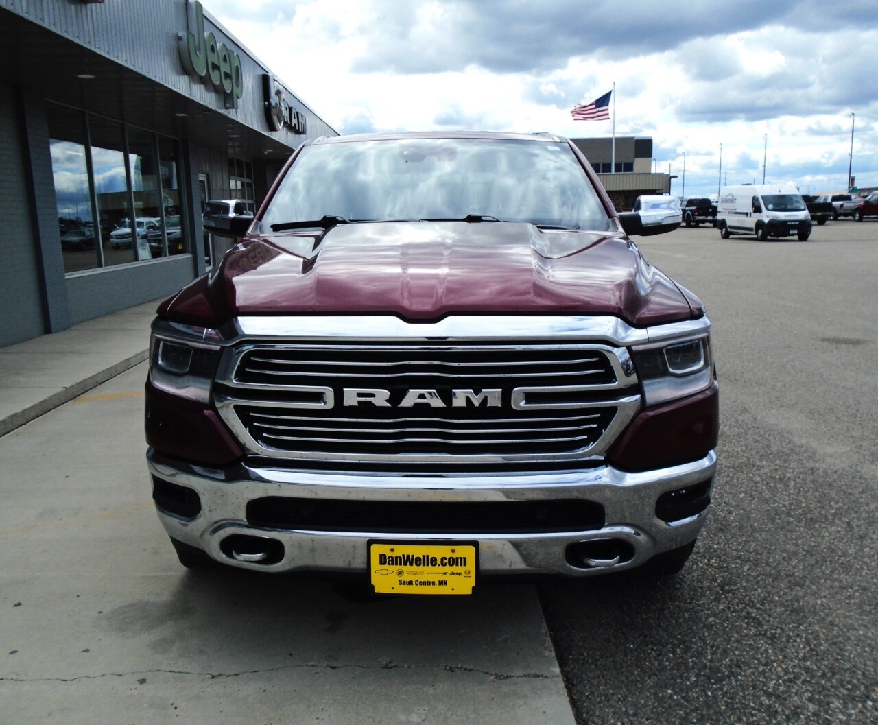2022 Ram 1500 Laramie photo 3