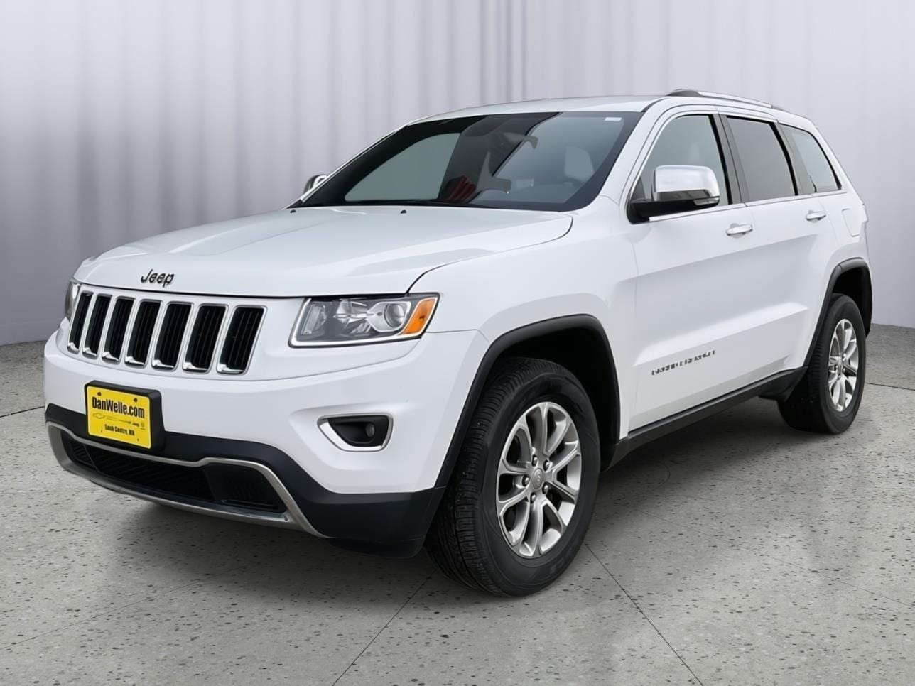Used 2015 Jeep Grand Cherokee Limited with VIN 1C4RJFBGXFC243484 for sale in Sauk Centre, Minnesota