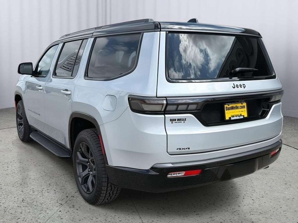 New 2026 Jeep Grand Wagoneer UPLAND 4X4 Sport Utility