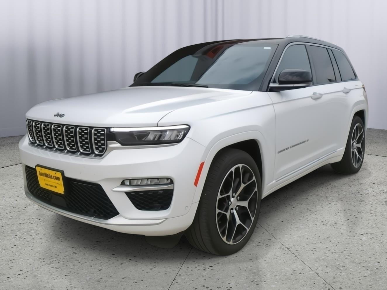 Certified 2022 Jeep Grand Cherokee Summit Reserve with VIN 1C4RJHEG7N8570188 for sale in Sauk Centre, Minnesota