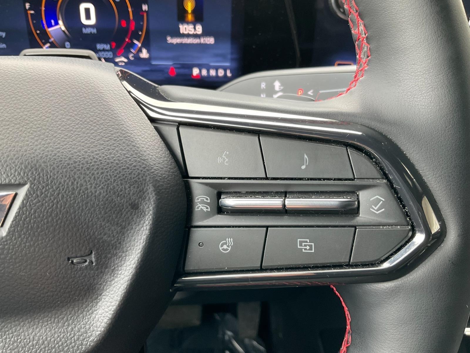 2025 Chevrolet Traverse RS - Photo 18