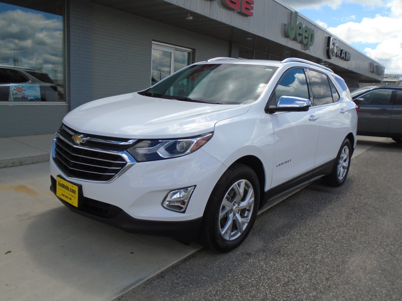 Used 2021 Chevrolet Equinox Premier with VIN 3GNAXXEV2MS152400 for sale in Sauk Centre, MN