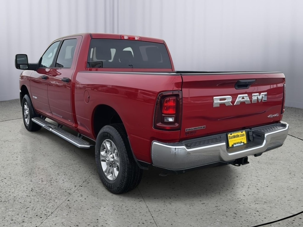 New 2026 Ram 3500 BIG HORN CREW CAB 4X4 6'4 BOX Pickup