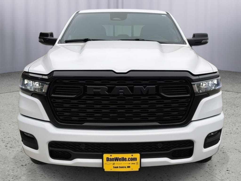 New 2026 Ram 1500 BIG HORN CREW CAB 4X4 5'7 BOX Pickup