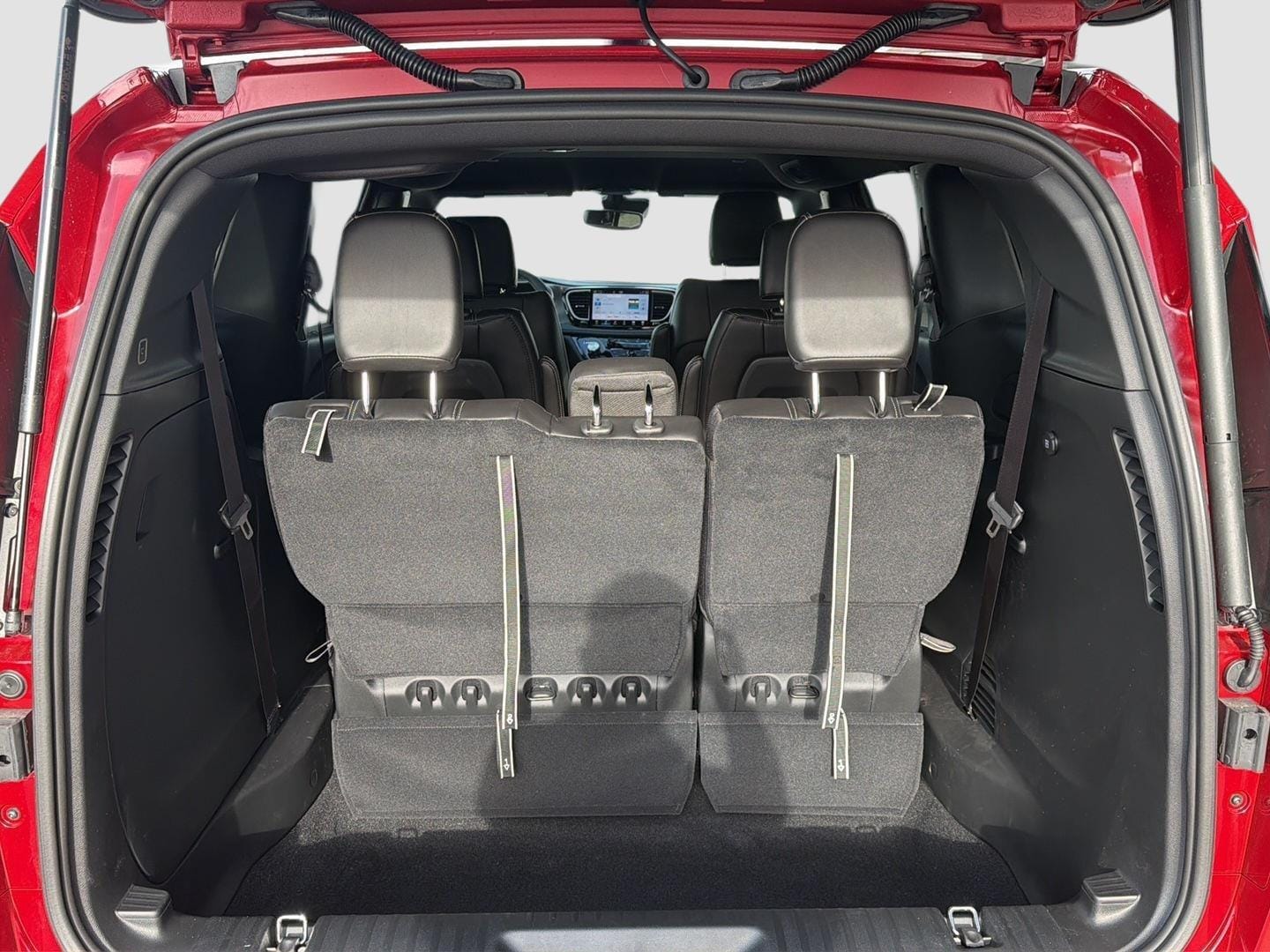 2026 Chrysler Pacifica Select - Photo 9