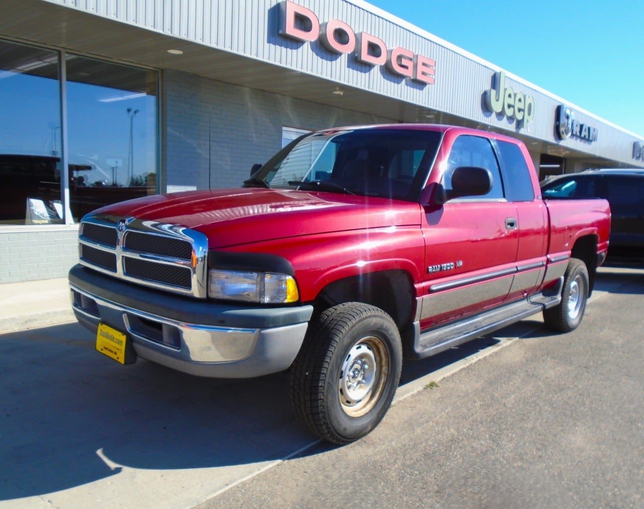 Used 1999 Dodge Ram Pickup ST with VIN 3B7HF13Y6XG109206 for sale in Sauk Centre, Minnesota