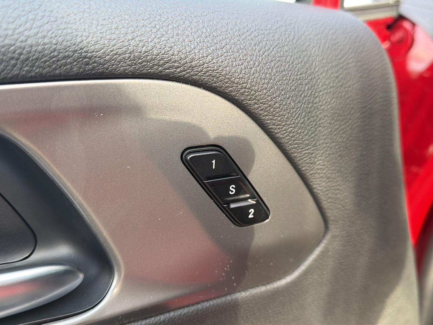 2026 Chrysler Pacifica Select - Photo 16