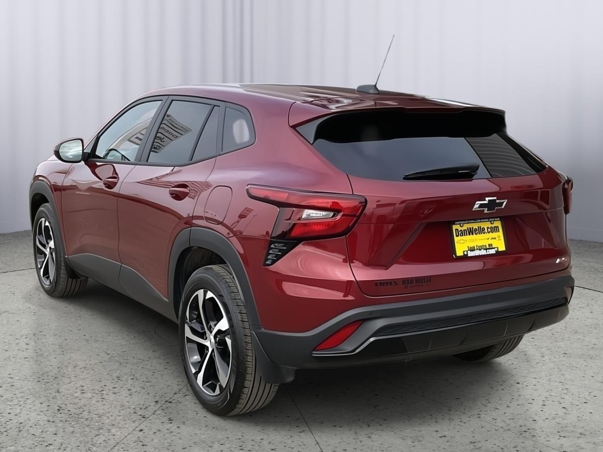 2025 Chevrolet Trax RS - Photo 8