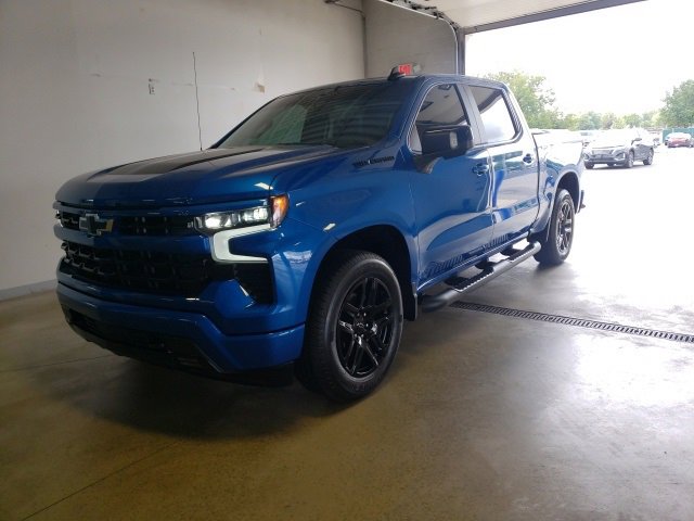 Used 2022 Chevrolet Silverado 1500 RST with VIN 1GCUDEED5NZ544236 for sale in Tipton, IN