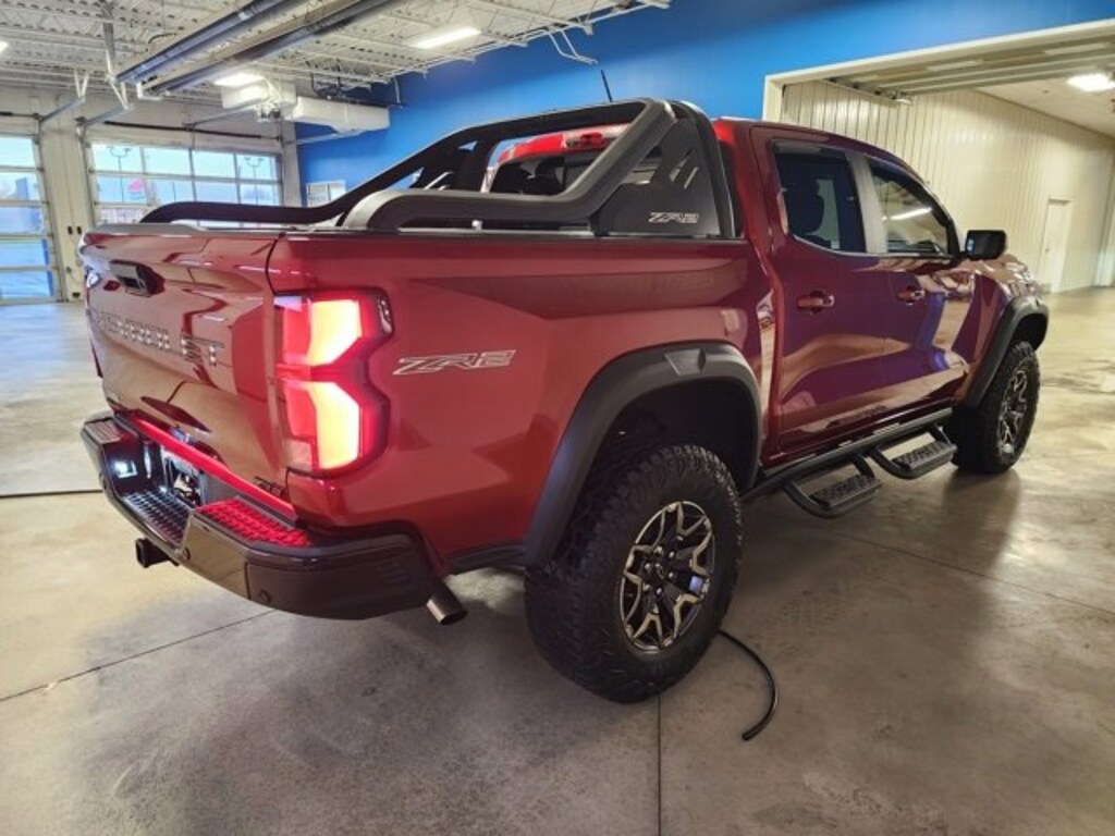 Used 2024 Chevrolet Colorado ZR2 Truck