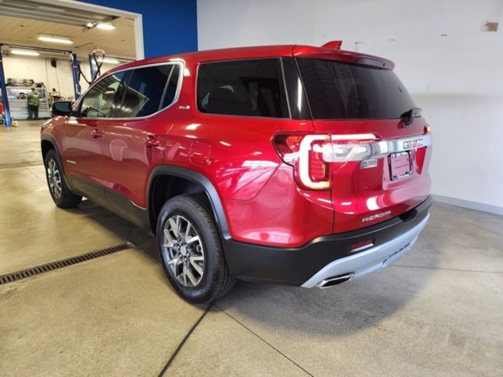 Used 2023 GMC Acadia SLE SUV