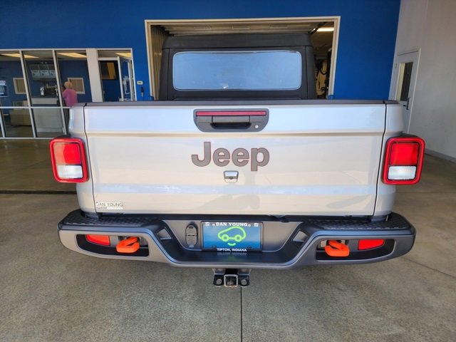 2021 Jeep Gladiator Mojave photo 2