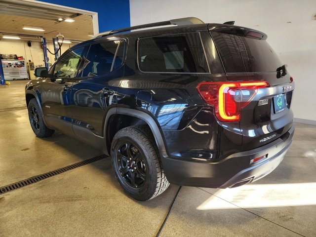 2023 Gmc Acadia AT4 photo 2