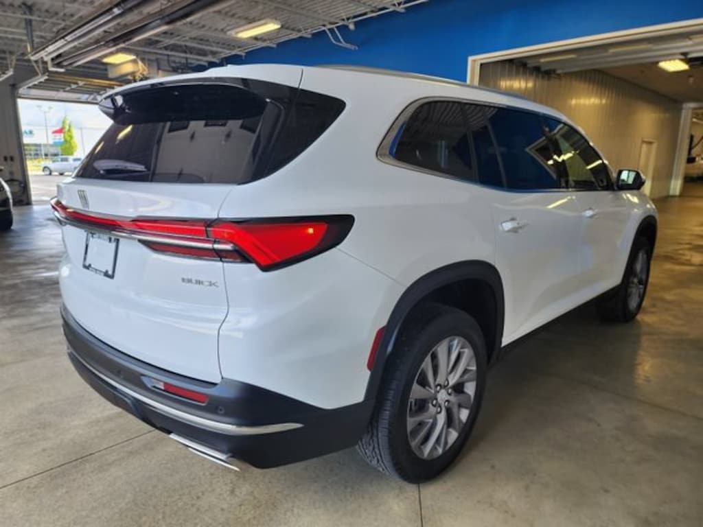 Used 2026 Buick Enclave Preferred SUV