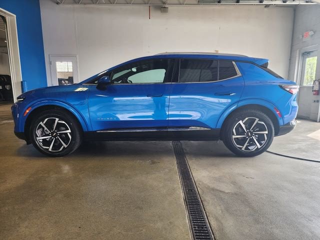 2025 Chevrolet Equinox EV LT