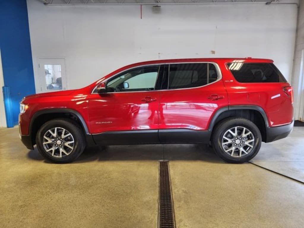 Used 2023 GMC Acadia SLE SUV