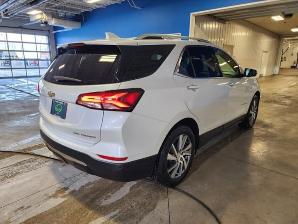 Used 2022 Chevrolet Equinox Premier SUV