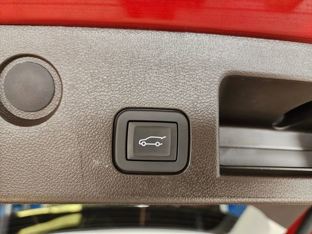 2026 GMC Terrain Denali - Photo 16