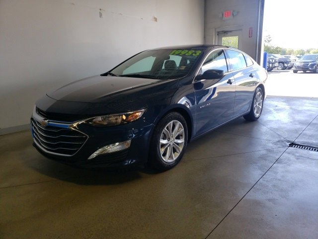 Used 2022 Chevrolet Malibu 1LT with VIN 1G1ZD5ST5NF107350 for sale in Tipton, IN