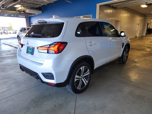 2022 Mitsubishi Outlander Sport ES photo 3