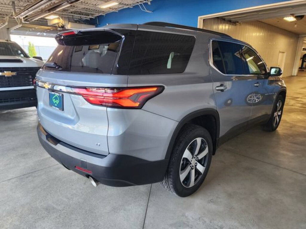 Used 2023 Chevrolet Traverse LT Leather SUV