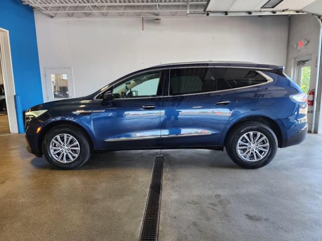 Used 2023 Buick Enclave Essence SUV