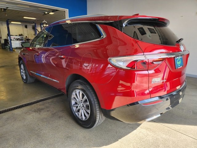 2023 Buick Enclave Essence photo 2