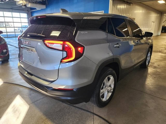 2023 Gmc Terrain SLE photo 4