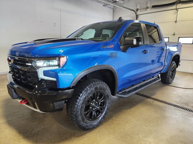 2023 Chevrolet Silverado 1500 ZR2 - Photo 8