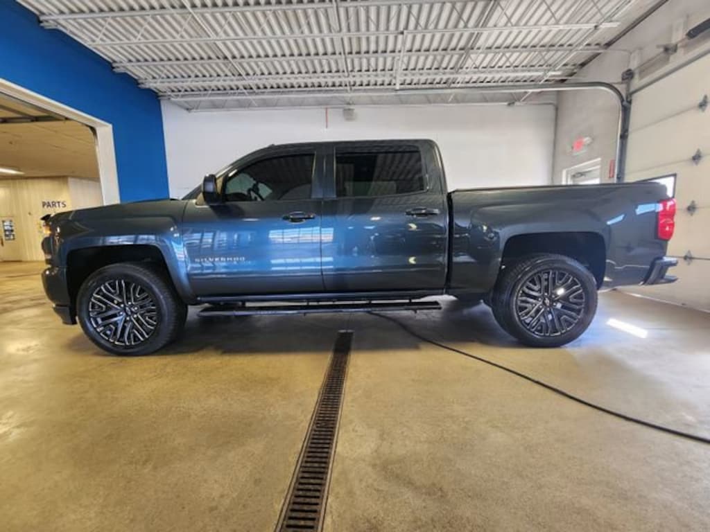 Used 2018 Chevrolet Silverado 1500 LT Truck