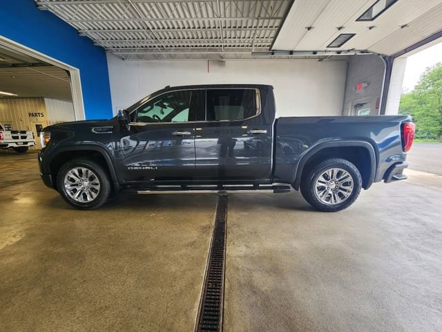 2021 GMC Sierra 4WD Crew Cab Short Box Denali's photo