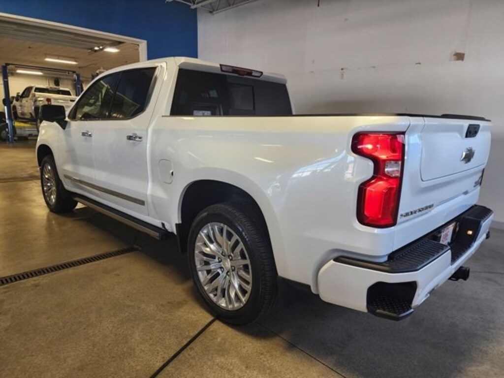 Used 2025 Chevrolet Silverado 1500 High Country Truck