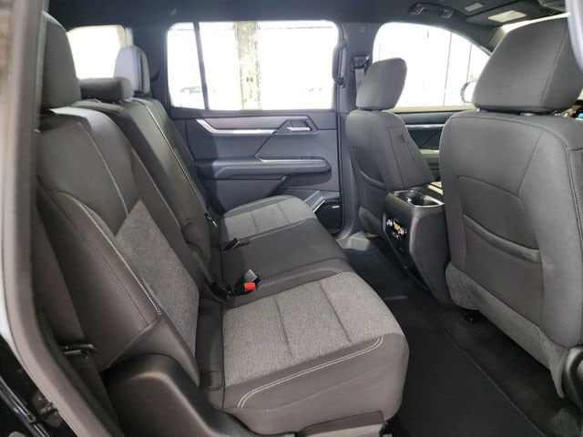 2025 GMC Acadia Elevation - Photo 18