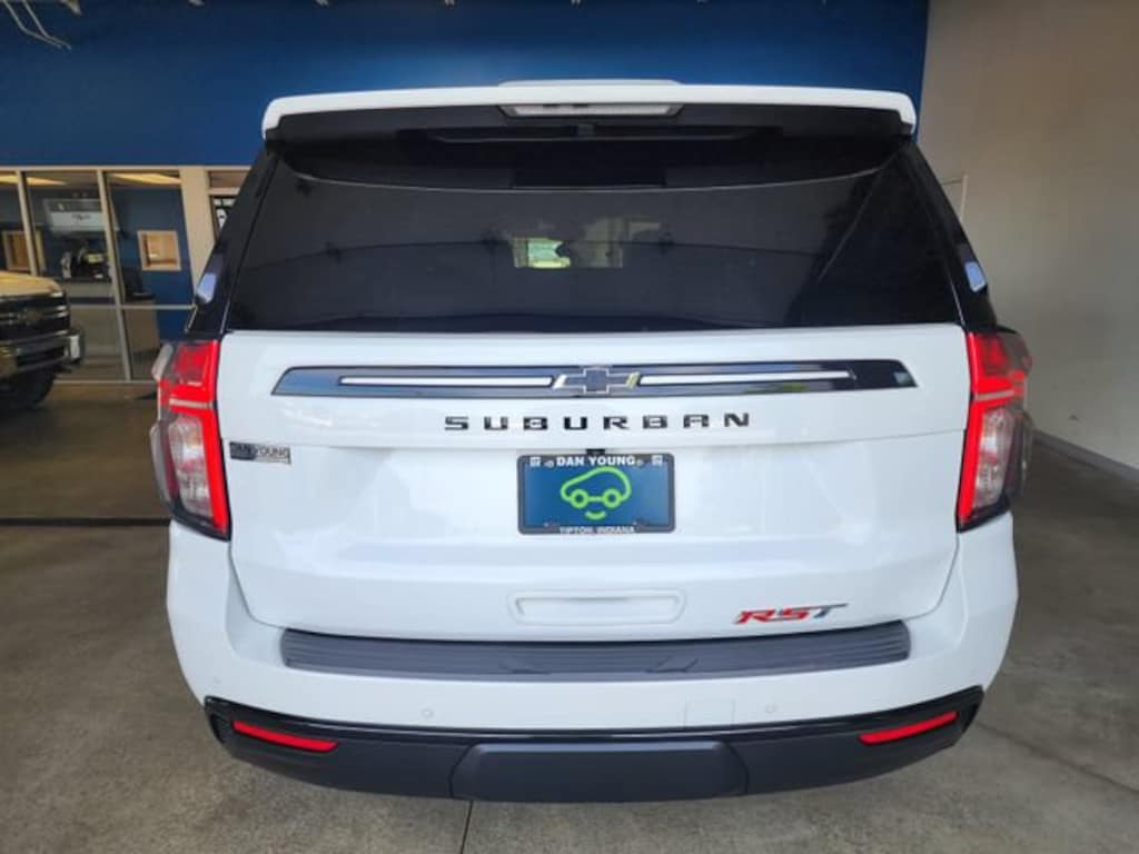 Used 2024 Chevrolet Suburban RST SUV