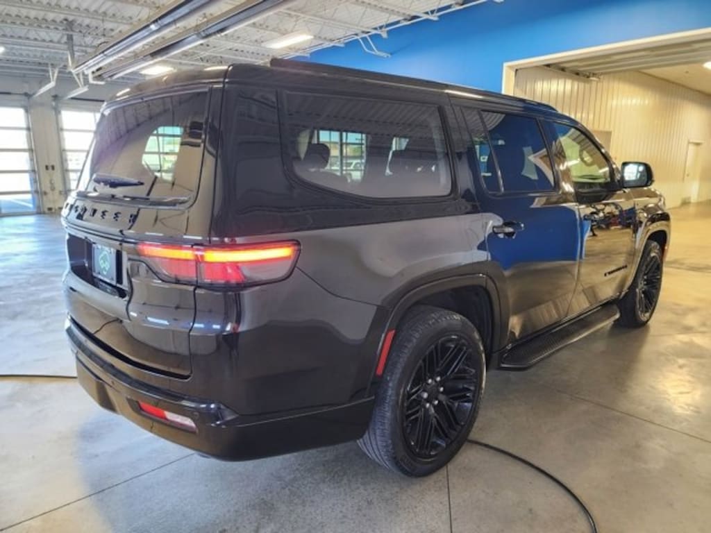 Used 2023 Jeep Wagoneer Series II Carbide 4x4 SUV