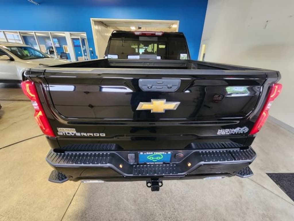 Used 2024 Chevrolet Silverado 1500 High Country Truck
