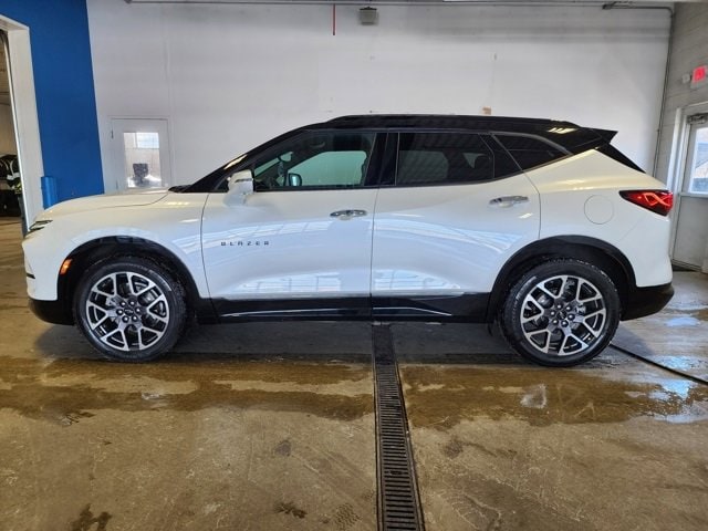 2023 Chevrolet Blazer RS's photo