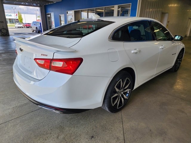 2022 Chevrolet Malibu RS photo 4