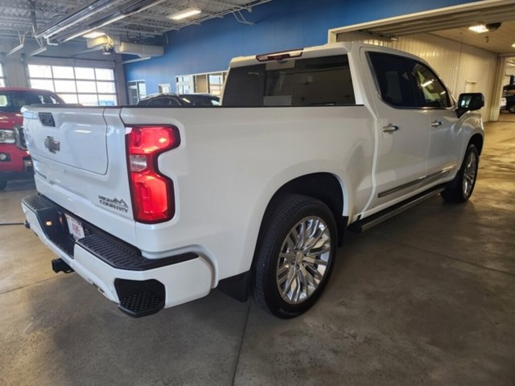 Used 2025 Chevrolet Silverado 1500 High Country Truck