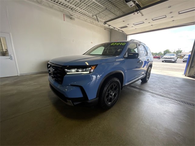 2024 Honda Pilot TrailSport photo 3