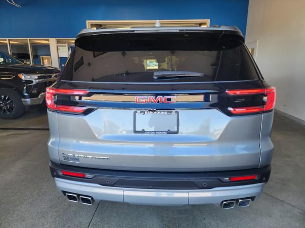 Used 2024 GMC Acadia Elevation SUV