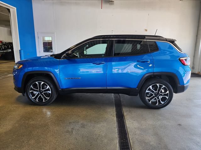 2023 Jeep Compass Limited 4X4's photo