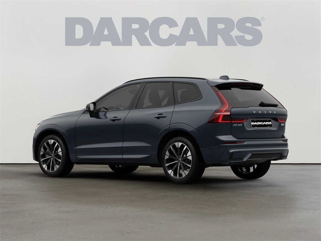 2026 Volvo XC60 B5 photo 2