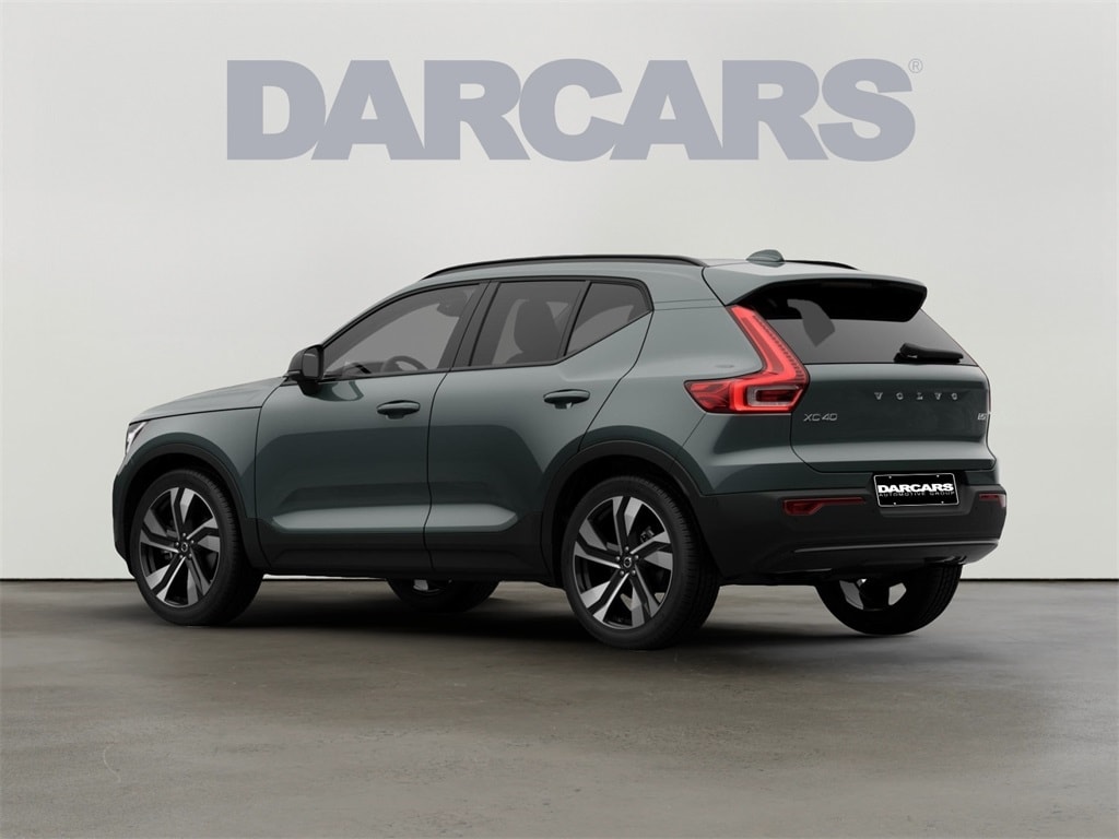 New 2026 Volvo XC40 B5 Ultra SUV